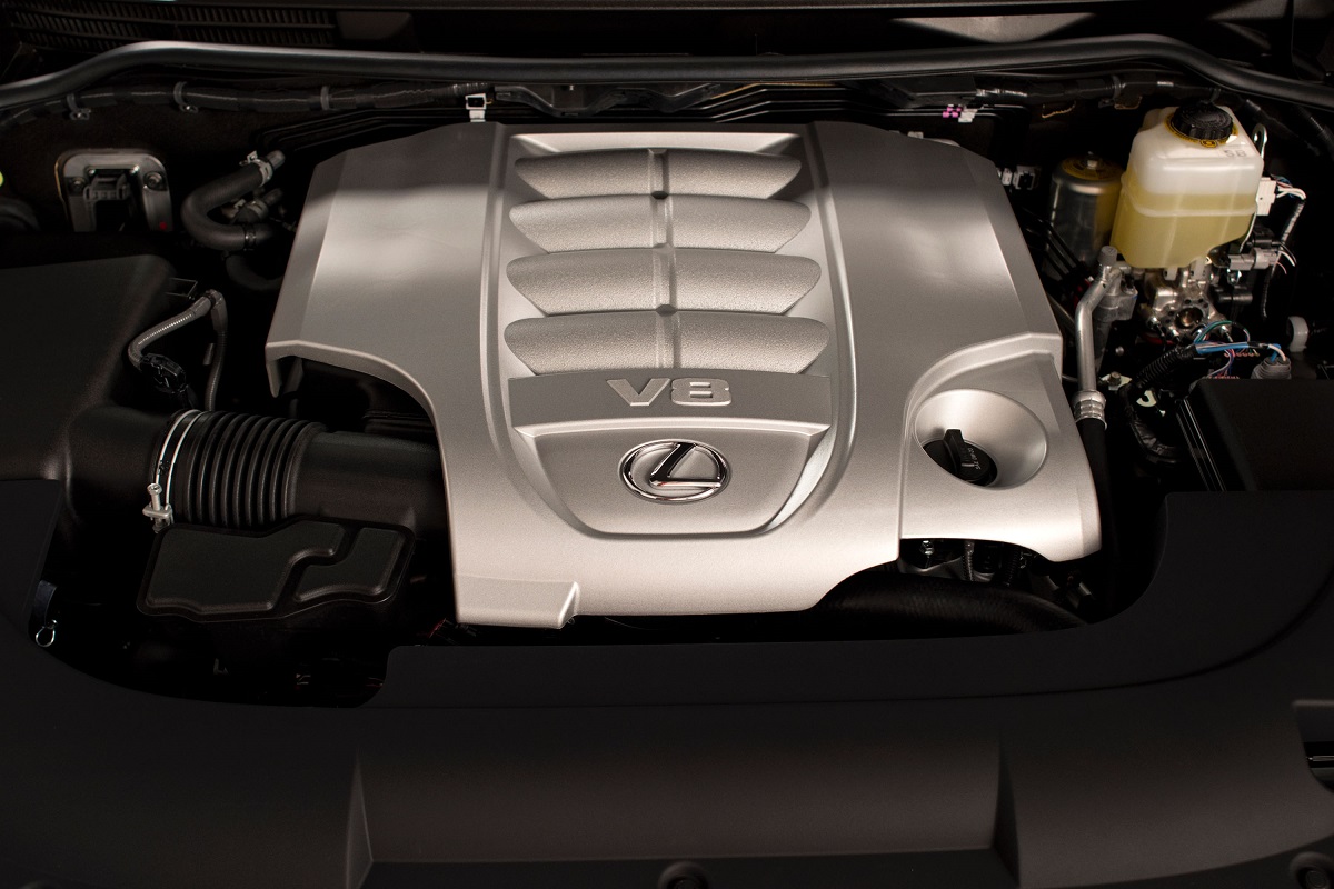 2016年式Lexus LX 570 5.7L V8引擎
