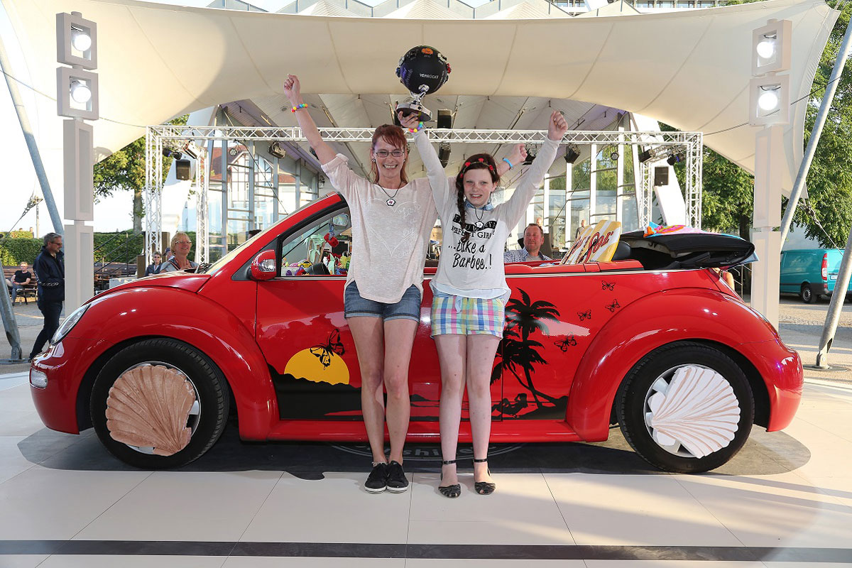 今年的最美車大賞頒給了Christiane Ravona的紅色Beach Beetle