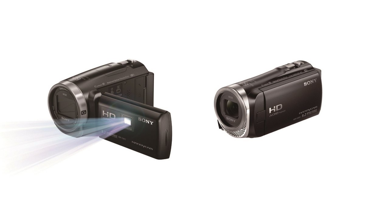 Sony 全新【HDR-PJ675】與【HDR- CX450】，具備先進智慧型進階防手震模式、高速智慧自動對焦，新增縮時攝影功能，集結優越的影像品質與拍攝樂趣。